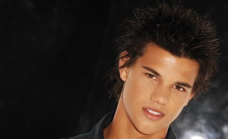 Confirmed: Taylor Lautner to Return in New Moon