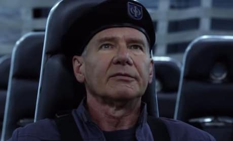 Harrison Ford Stars Ender's Game Featurette