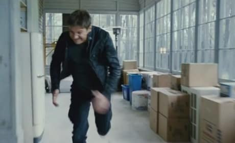 Bourne Legacy International Trailer: Jeremy Renner in Action
