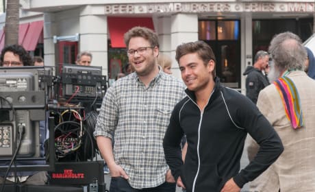 Neighbors Seth Rogen Zac Efron Set Photo