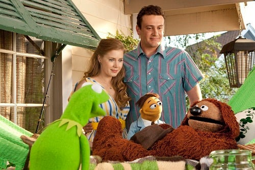 Kermit, Jason Segel and Amy Adams in The Muppets