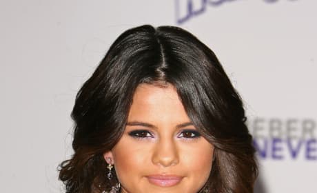 Selena Gomez Recruited For Thirteen Reasons Why