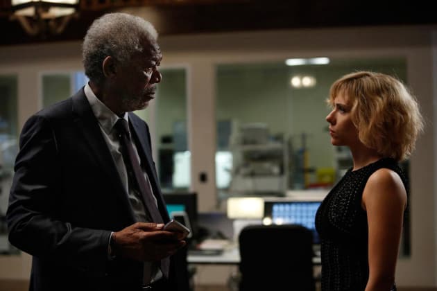 Morgan Freeman & Scarlett Johansson