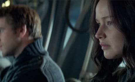Mockingjay Part 1 Liam Hemsworth Jennifer Lawrence