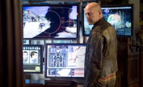 First Look: Bruce Willis in The Surrogates