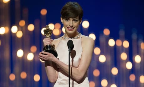 Anne Hathaway Oscars