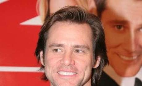 Kick-Ass 2 Talking with Jim Carrey for Colonel Stars