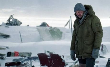 The Grey Trailer: Liam Neeson Survives