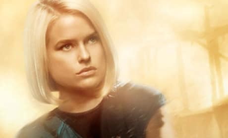 Star Trek Into Darkness Alice Eve Poster