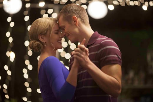 Robocop Stars Abbie Cornish Joel Kinnaman