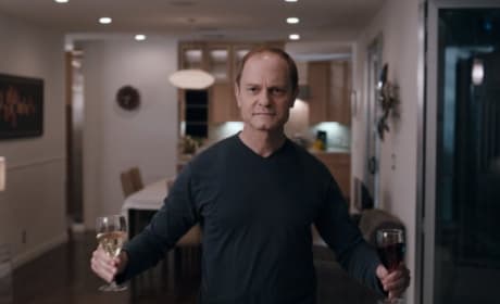David Hyde Pierce is The Perfect Host