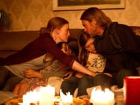 World War Z Brad Pitt Mirielle Enos
