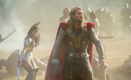 Chris Hemsworth Thor: The Dark World