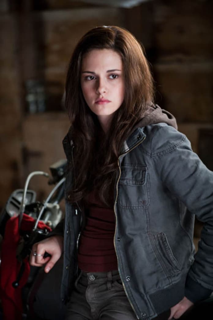 Kristen Stewart as Bella Swan - Movie Fanatic