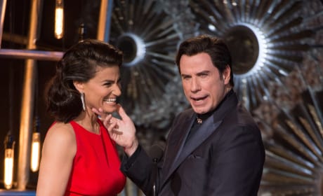 John Travolta Idina Menzel Oscars