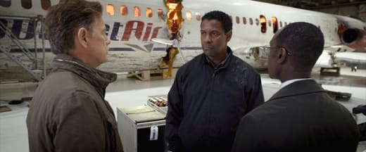 Bruce Greenwood Denzel Washington Flight