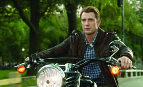 Chris Evans Stars in The Avengers