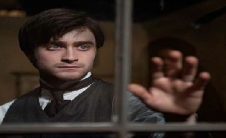 Daniel Radcliffe Haunts: New Woman in Black TV Spot