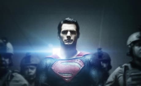 Man of Steel Gets a New Poster: Superman Gets Cuffed