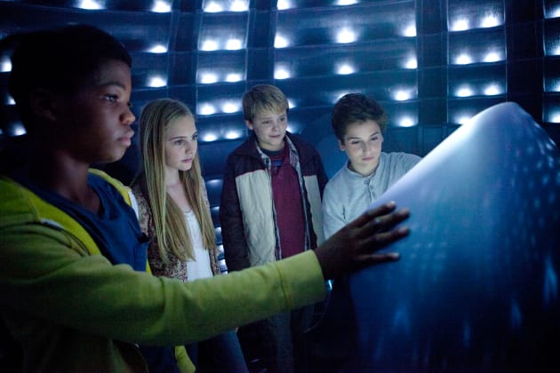 Earth to Echo Still