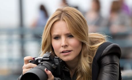 Kristen Bell Stars in Veronica Mars