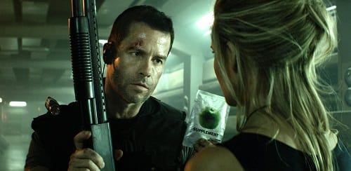 Lockout Star Guy Pearce
