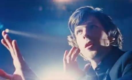 Jesse Eisenberg Stars in Now You See Me
