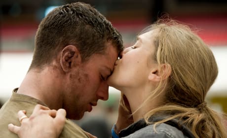 Godzilla Aaron Taylor Johnson Elizabeth Olsen