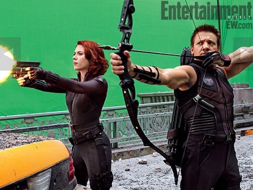Jeremy Renner and Scarlet Johansson in The Avengers