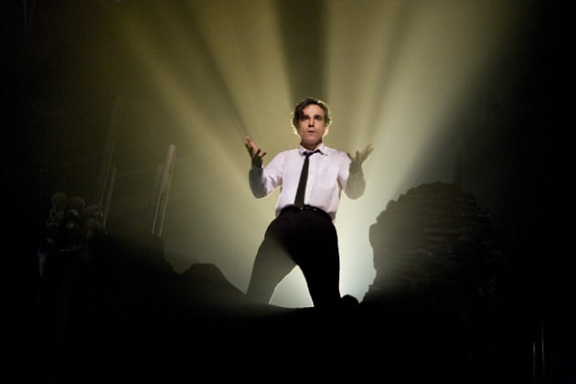 Daniel Day-Lewis as Guido Contini
