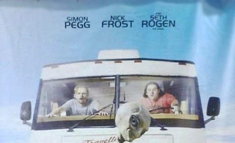 Simon Pegg and Nick Frost Have a Close Encoutner on the New Paul Poster!