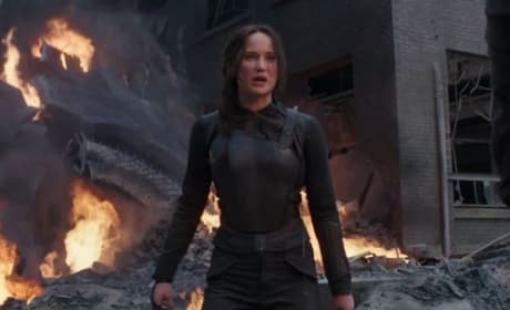 Jennifer Lawrence in Mockingjay Part 1