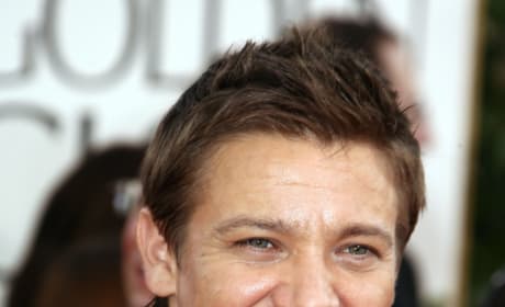 Jeremy Renner To Take Over Bourne Legacy