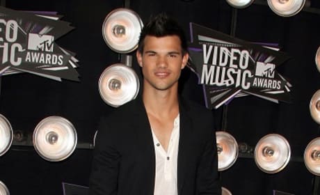 Taylor Lautner Moves Past Jacob: Starring in Gus Van Sant Flick