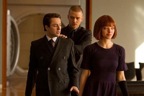 Amanda Seyfried and Justin Timberlake star In Time